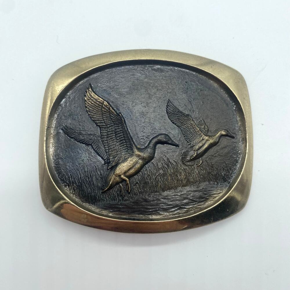 Steven L Knight Sculpture Belt Buckle Solid Bronze 1980 Ducks in Flight Vintage